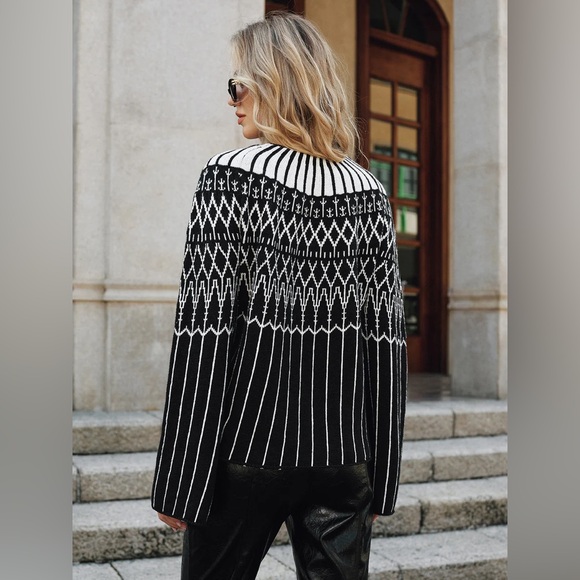 Commense Fair Isle Pattern Bell Sleeve Sweater - Picture 5 of 13